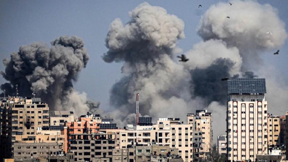 Palestinian Public Opinion Poll: Gaza, Government Performance, Living Conditions, Public Trust, and Expectations for the Future